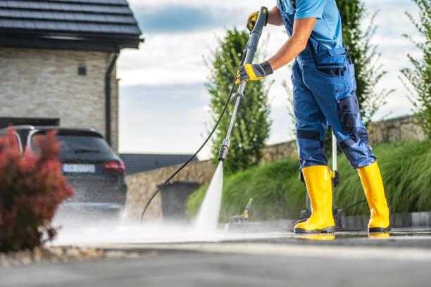 Garage Pressure Washing in Salina, KS